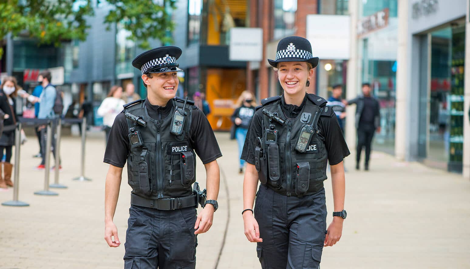 PCSOs walking through highstreet